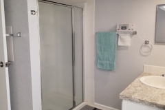 404 stone oak bath 2