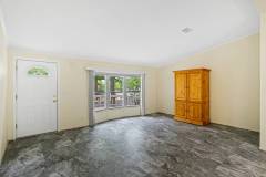 11071698-12dcL9jLtBL37M26