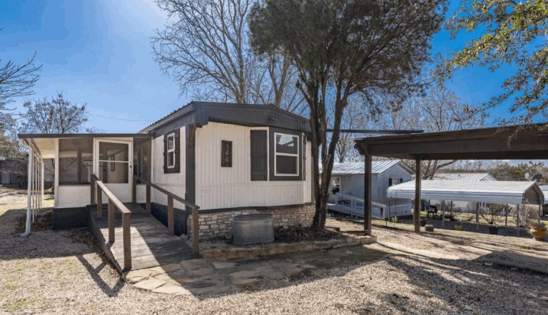 144 Hideaway Cir, Ingram