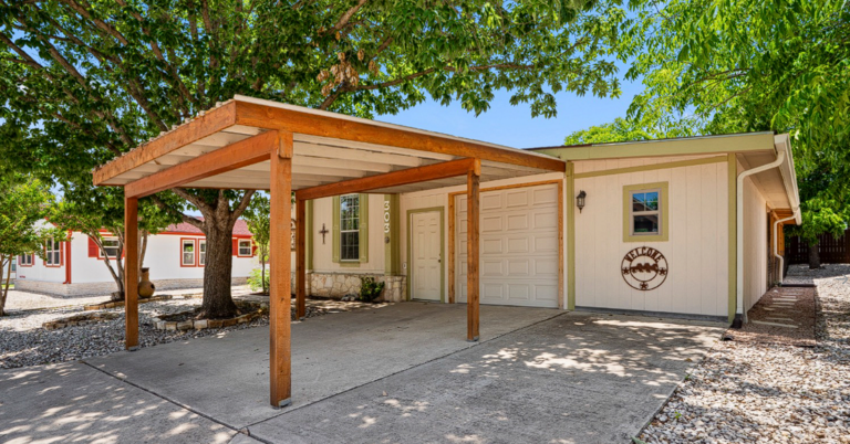 303 Live Oak