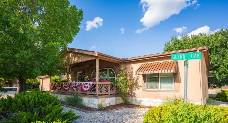606 Glen Oak